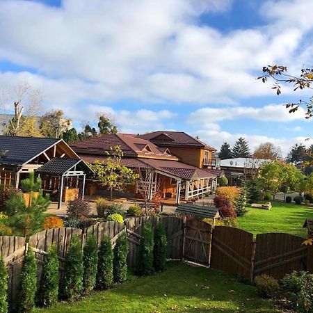 Hotel Bannyi Dvir Uzyn Zewnętrze zdjęcie