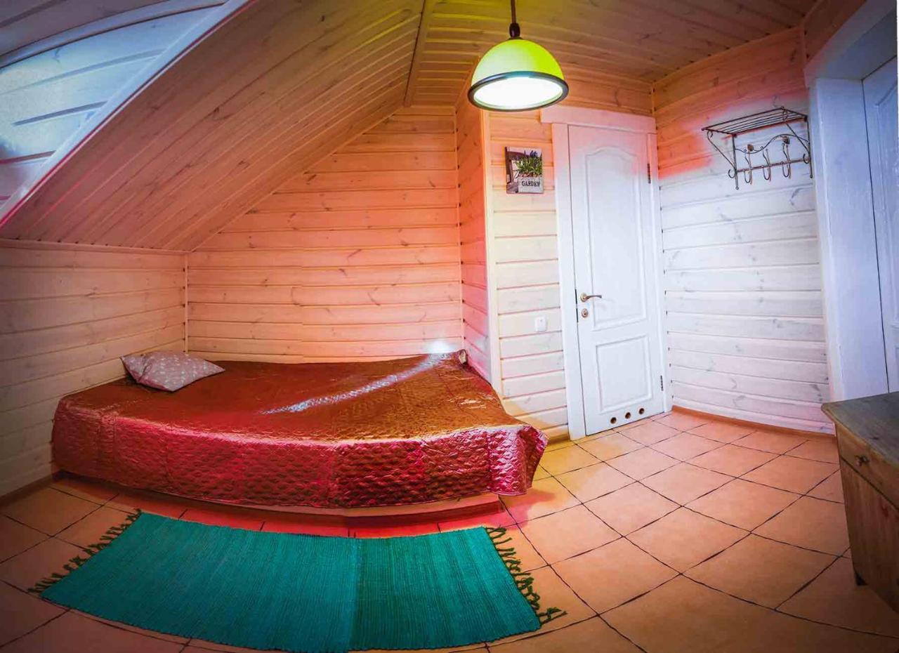Hotel Bannyi Dvir Uzyn Zewnętrze zdjęcie